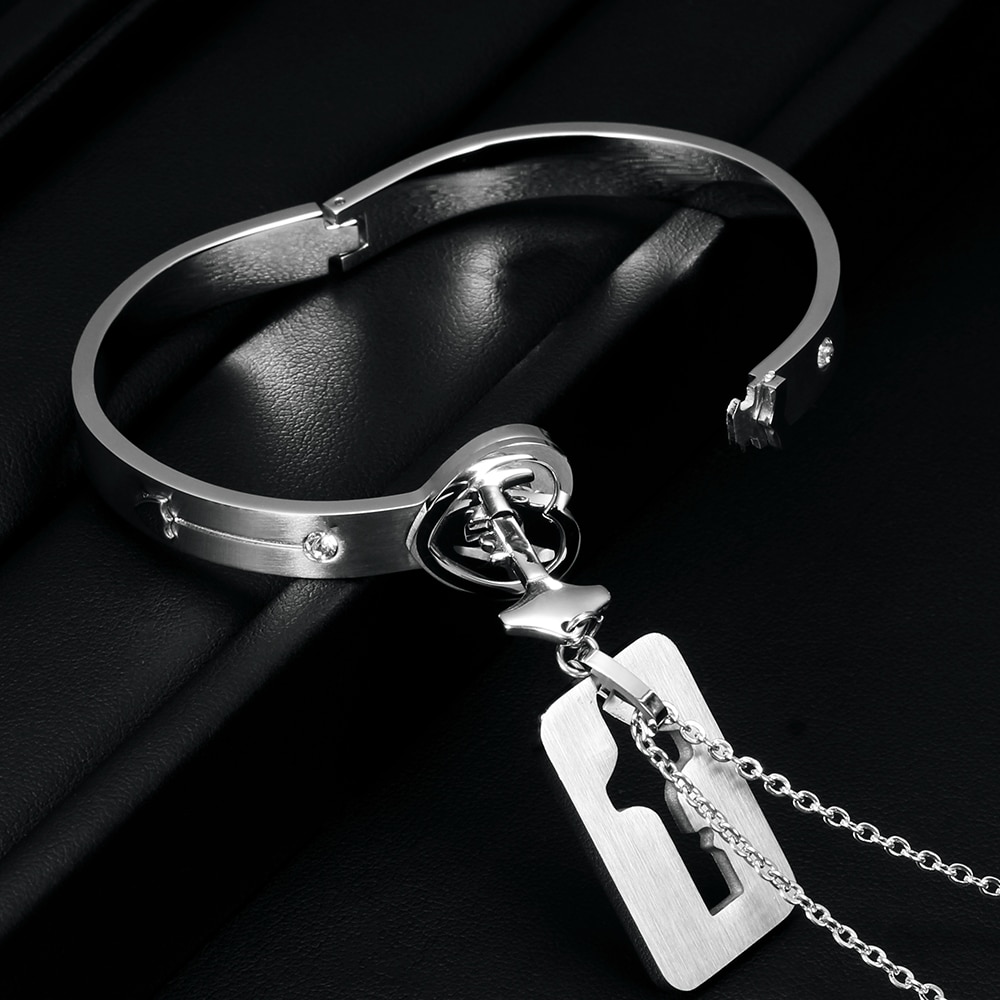 5_Fashion-A-Couple-Jewelry-Sets-For-Lovers-Stainless-Steel-Love-Heart-Lock-Bracelets-Bangles-Key-Pendant