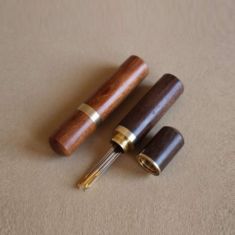 1_2018-Hot-Hand-Sewing-Needles-Embroidery-Mending-Housing-Case-Durable-Practical-Wood-Box-Leather-Knitting-Craft